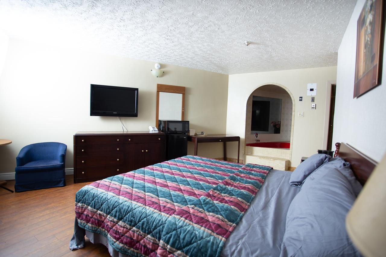 Motel Rockwell