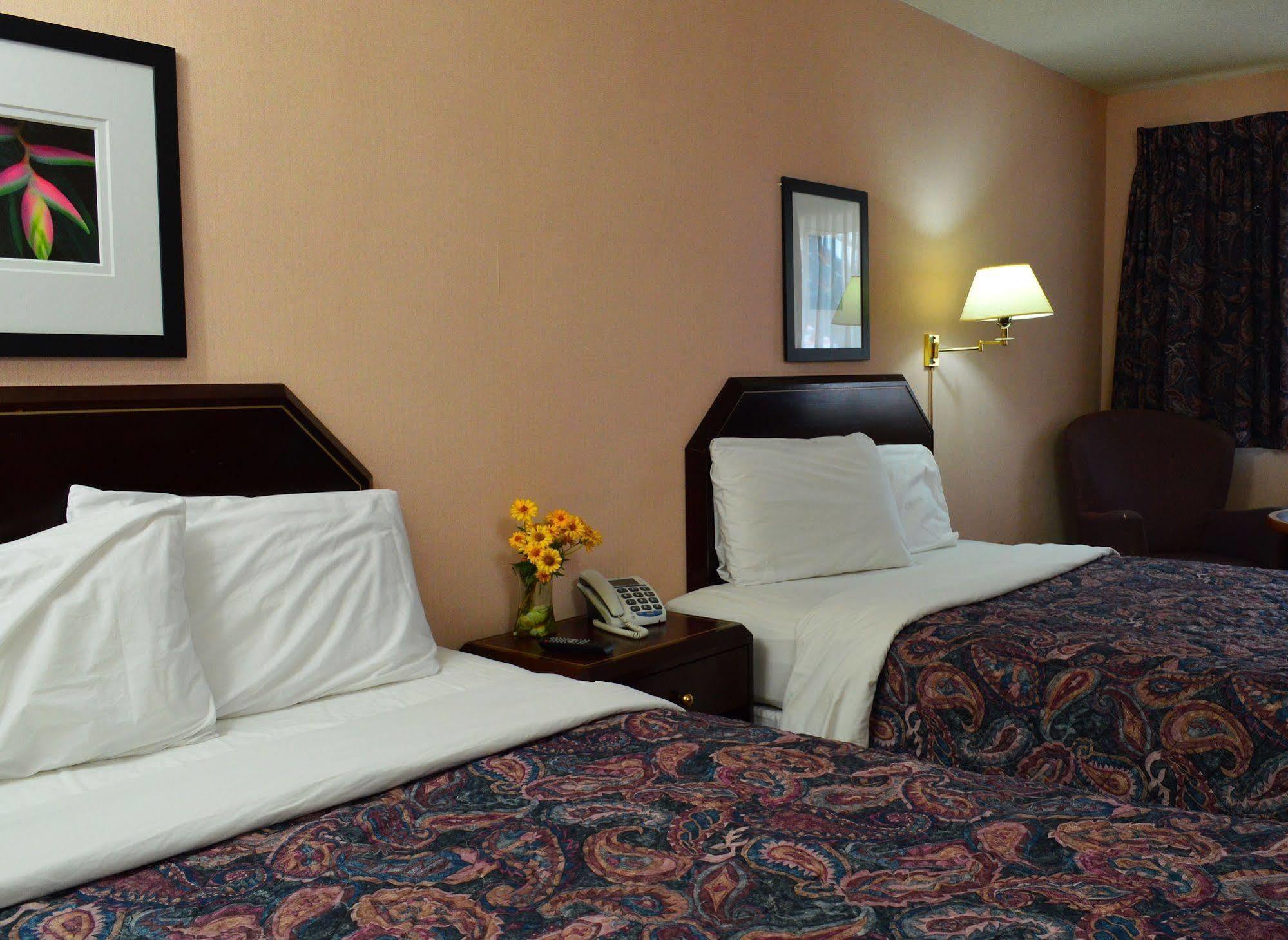 Rockwell Motel