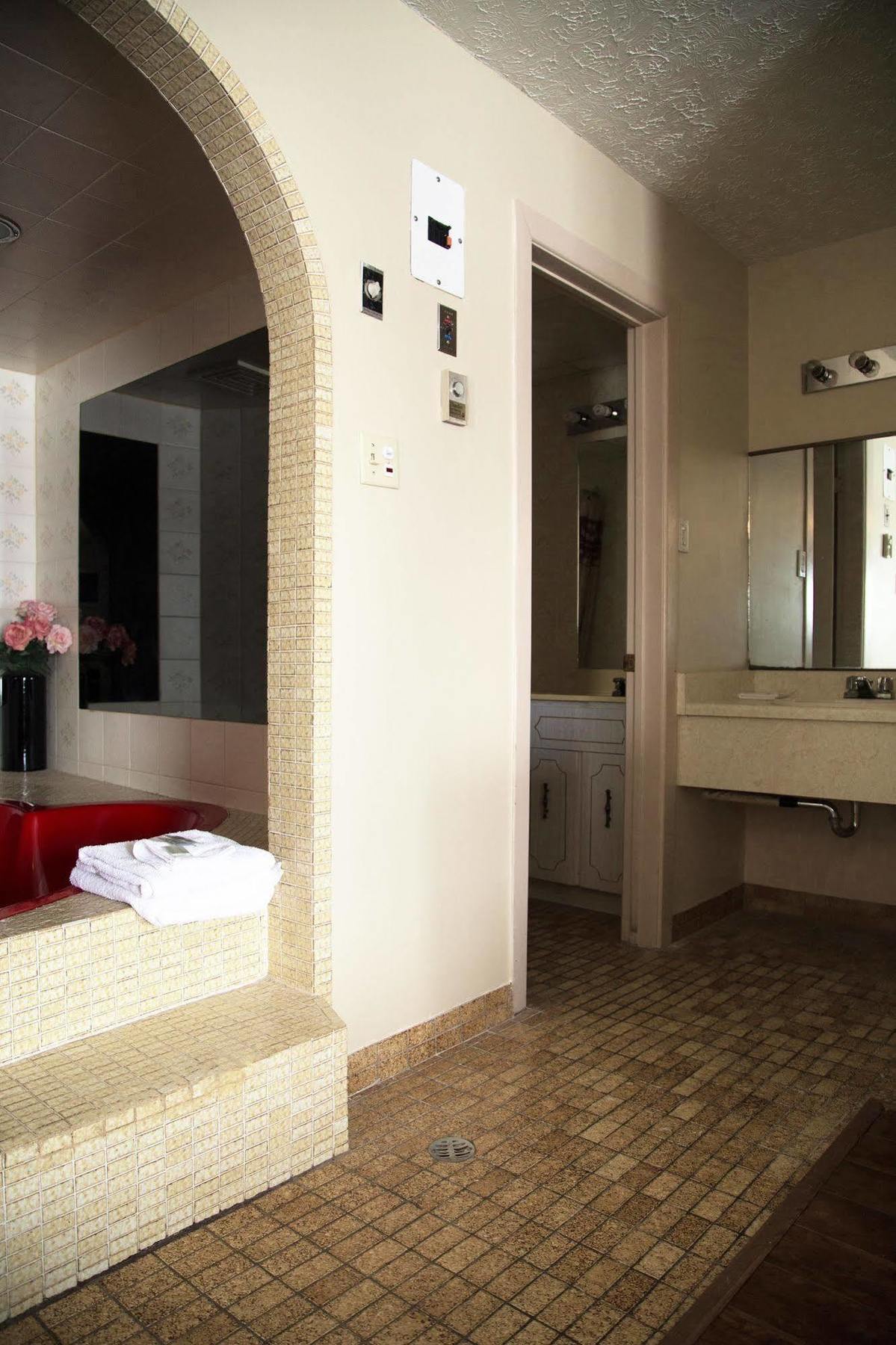 Rockwell Motel 2*