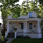 Accommodations Niagara Bed & Breakfast
