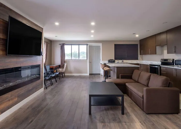 Super 8 By Wyndham Niagara Falls On