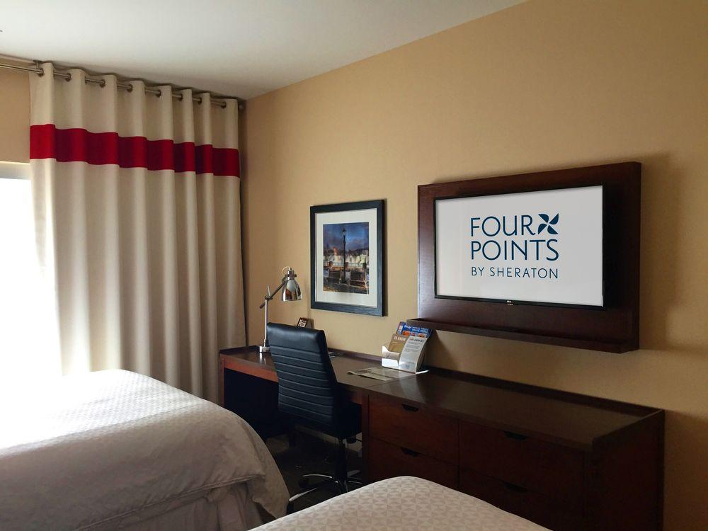 Wyndham Grand Fallsview Hotel 4*