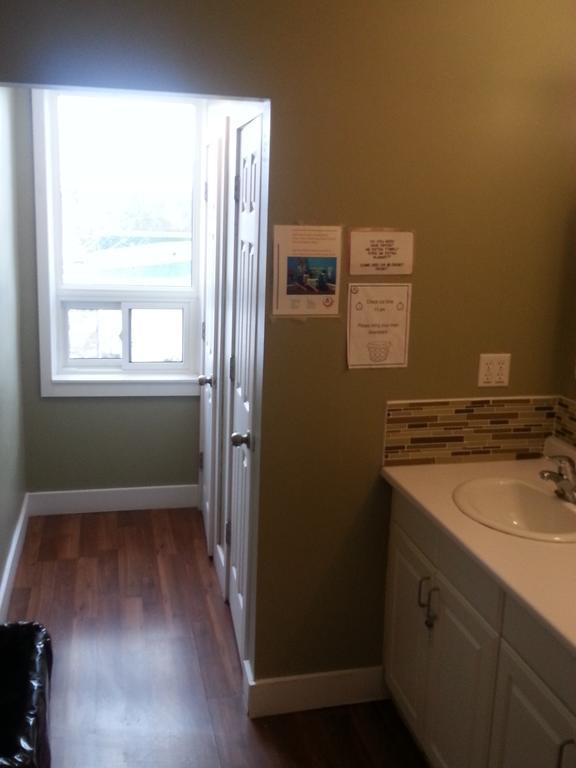 Hostelling International * Niagara Falls