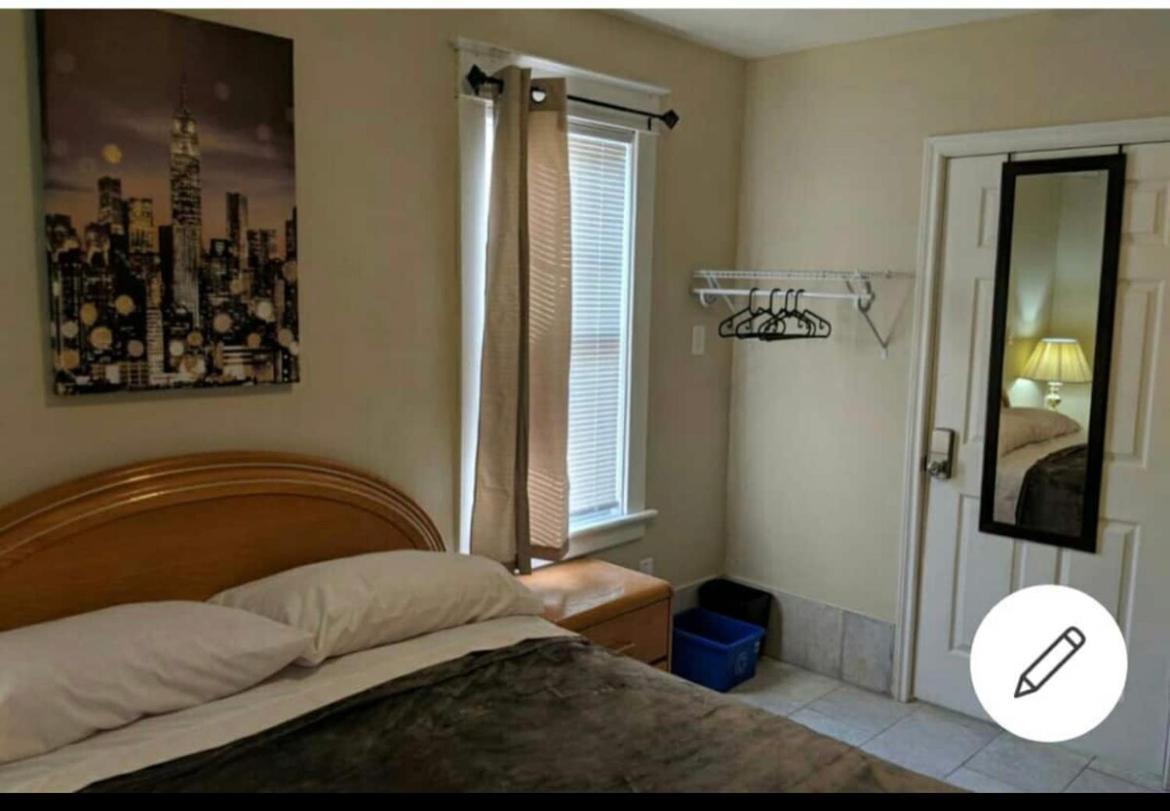 Homestay Clifton Hill Getaway: Spacious Kitchen Near Falls & Casino *
