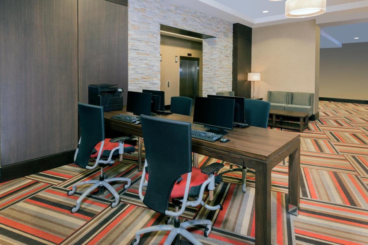 Hotel Wyndham Grand Fallsview 4*