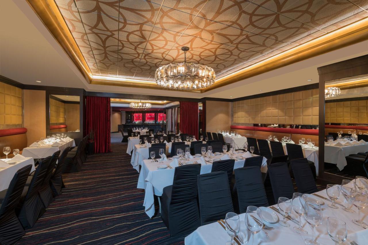 Hotel Wyndham Grand Fallsview 4*