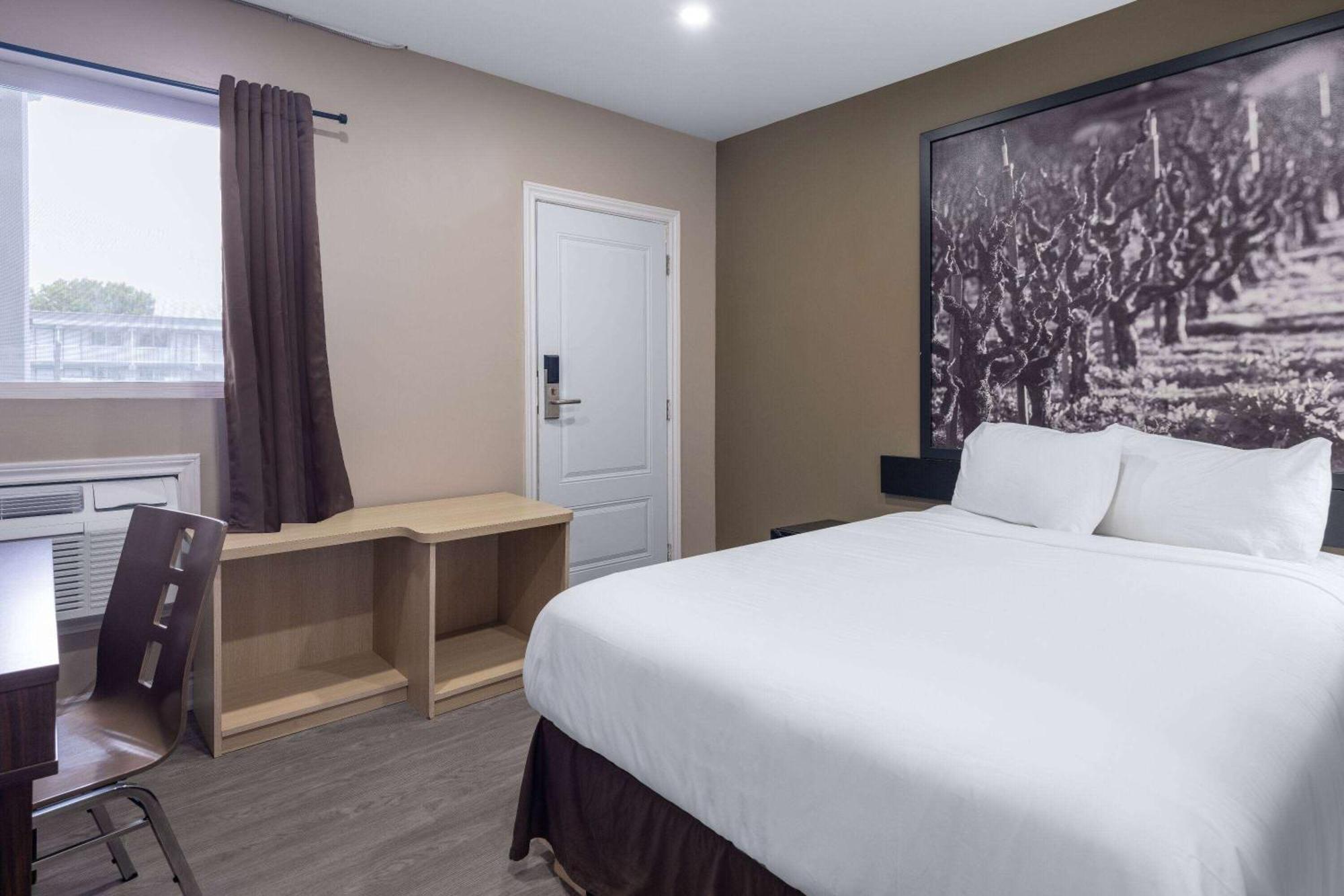 Motel Super 8 By Wyndham On