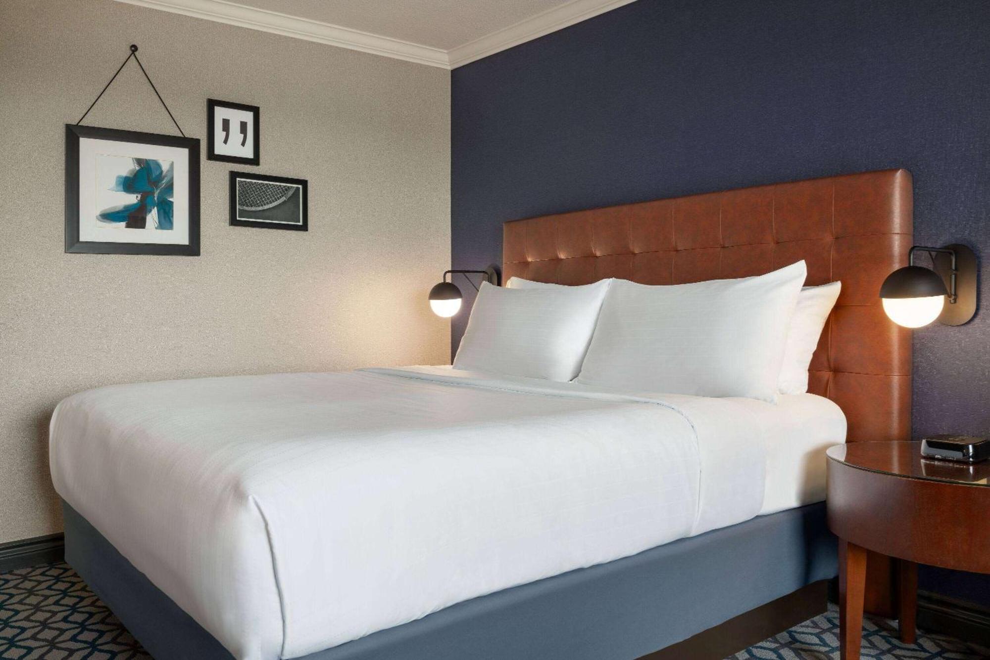 Hotel Wyndham Grand Fallsview