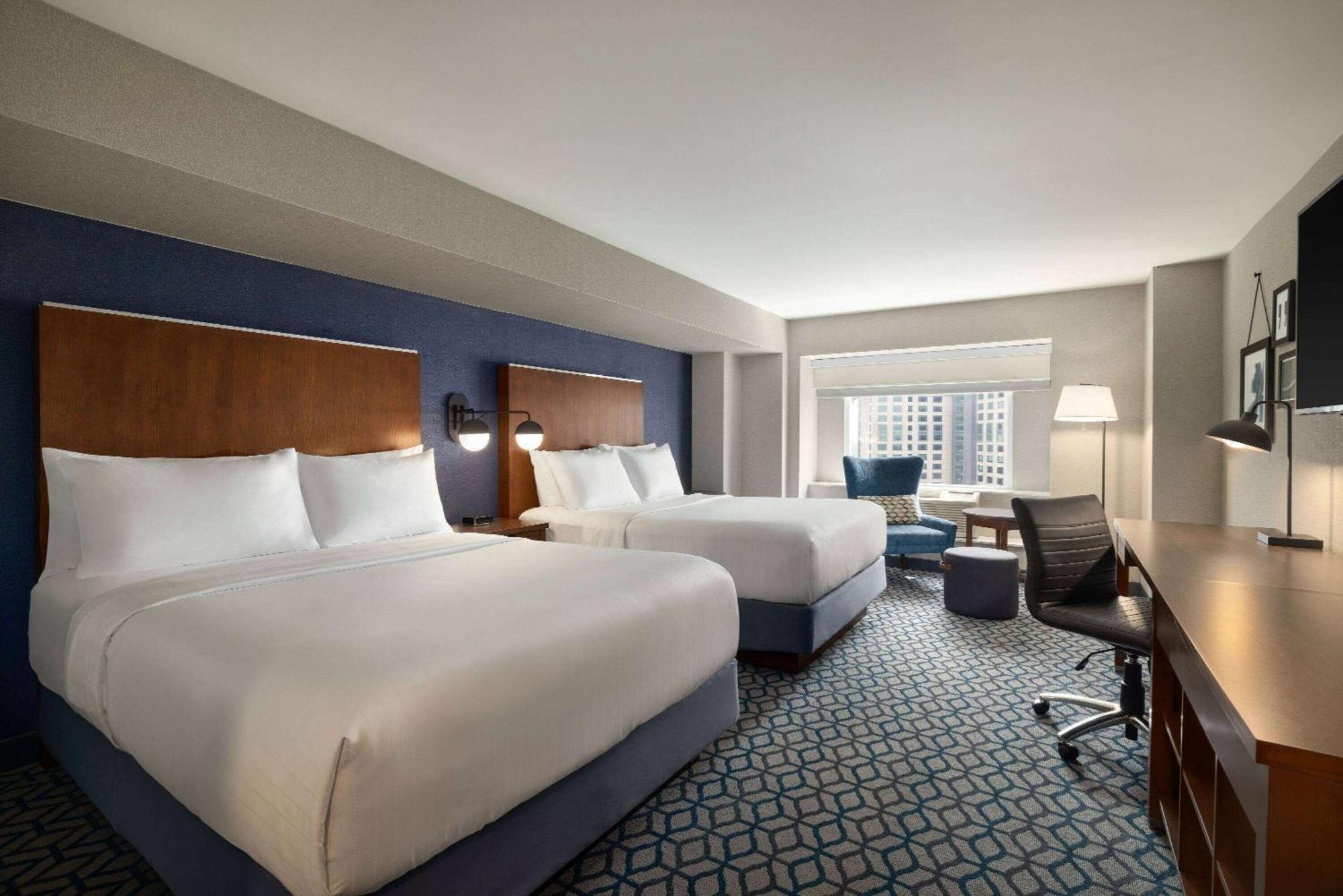 Hotel Wyndham Grand Fallsview Niagara Falls