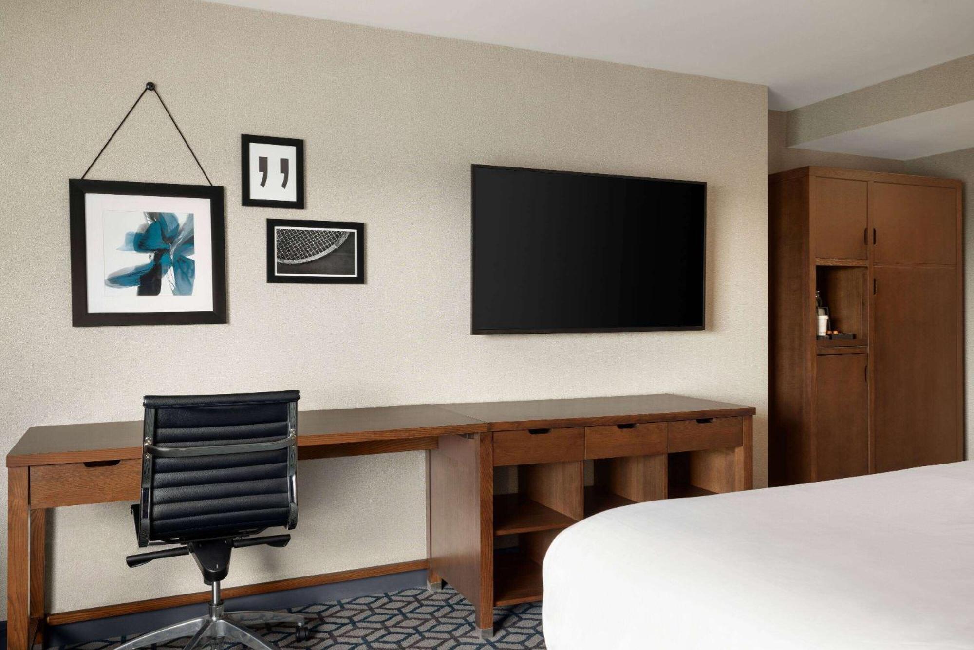 Wyndham Grand Fallsview