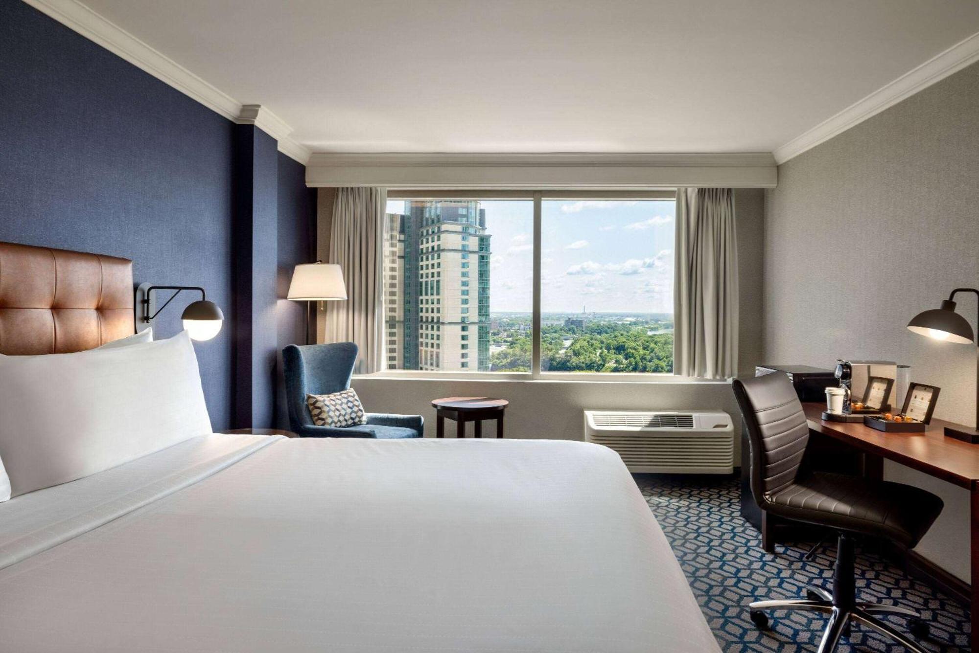 Wyndham Grand Fallsview Niagara Falls