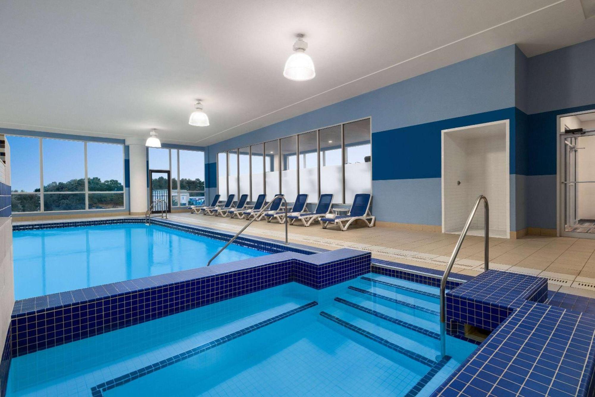 Wyndham Grand Fallsview 4* Niagara Falls
