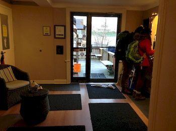 Hostelling International Niagara Falls