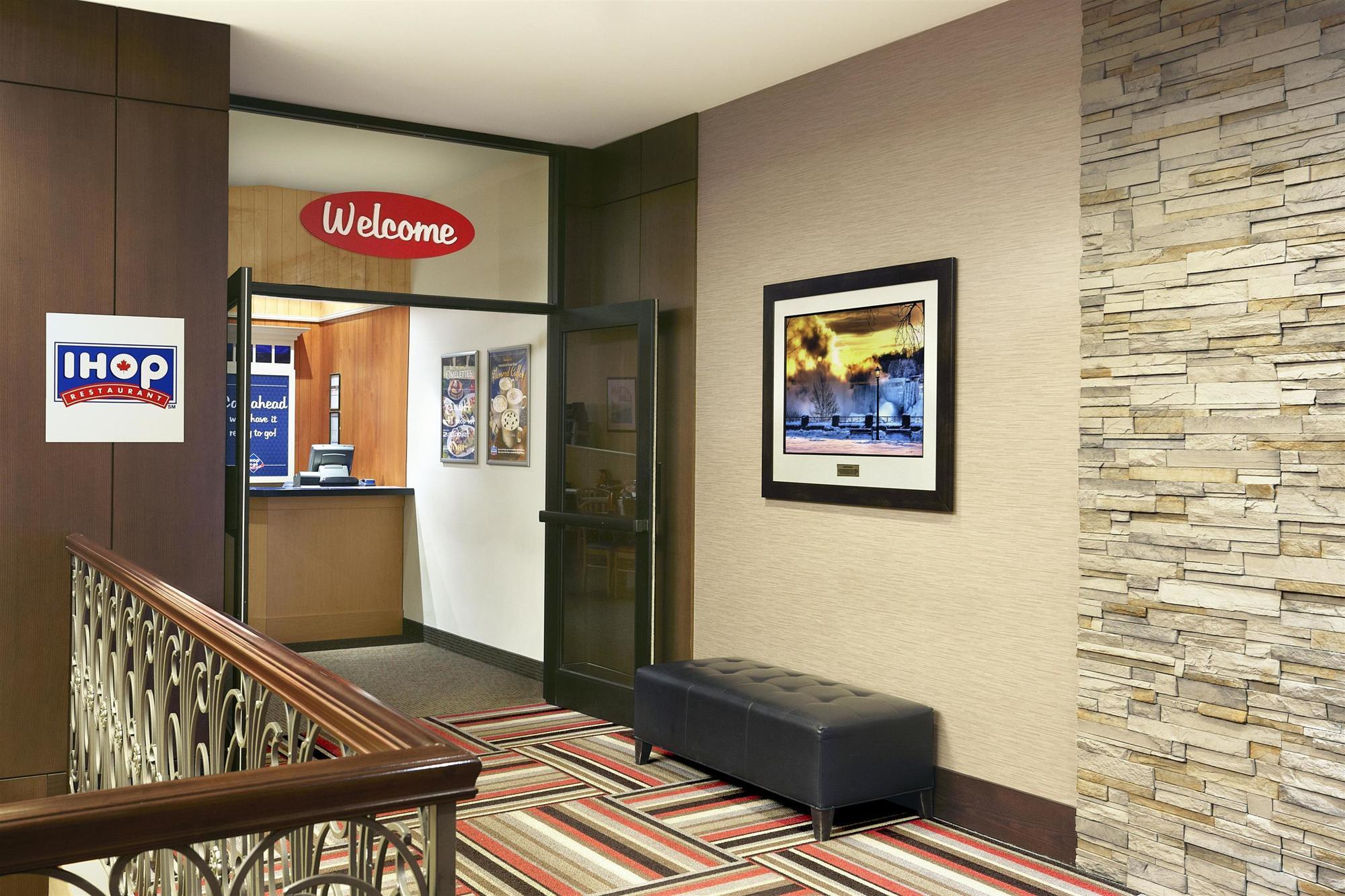Wyndham Grand Fallsview Niagara Falls