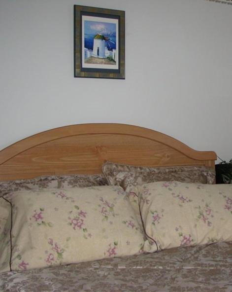 A Pillow And Toast Bed & Breakfast Niagara Falls