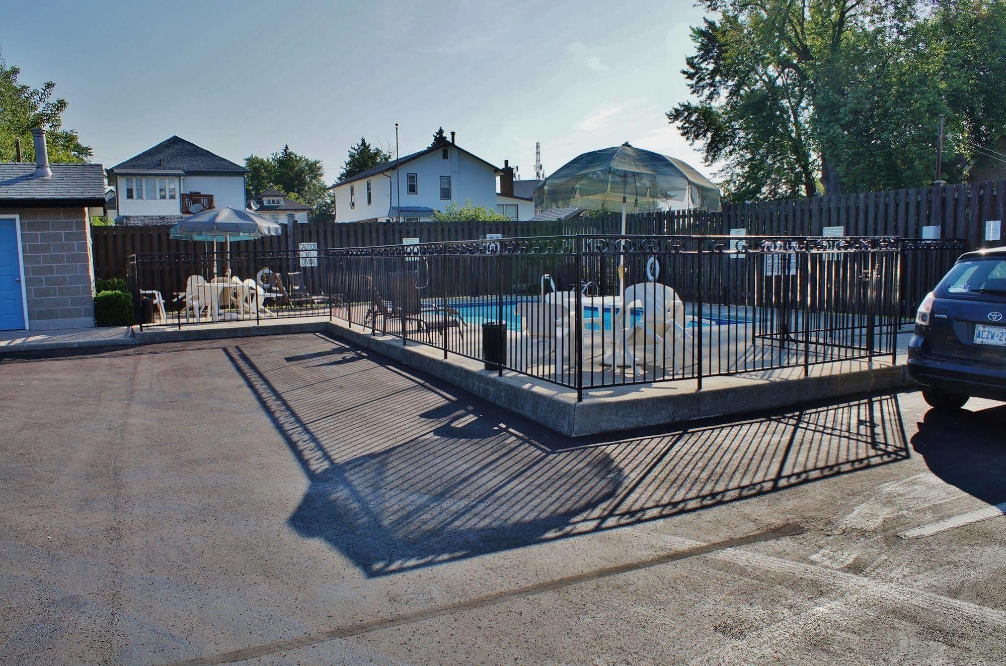 Super 8 By Wyndham By The Falls Hotel Niagara Falls