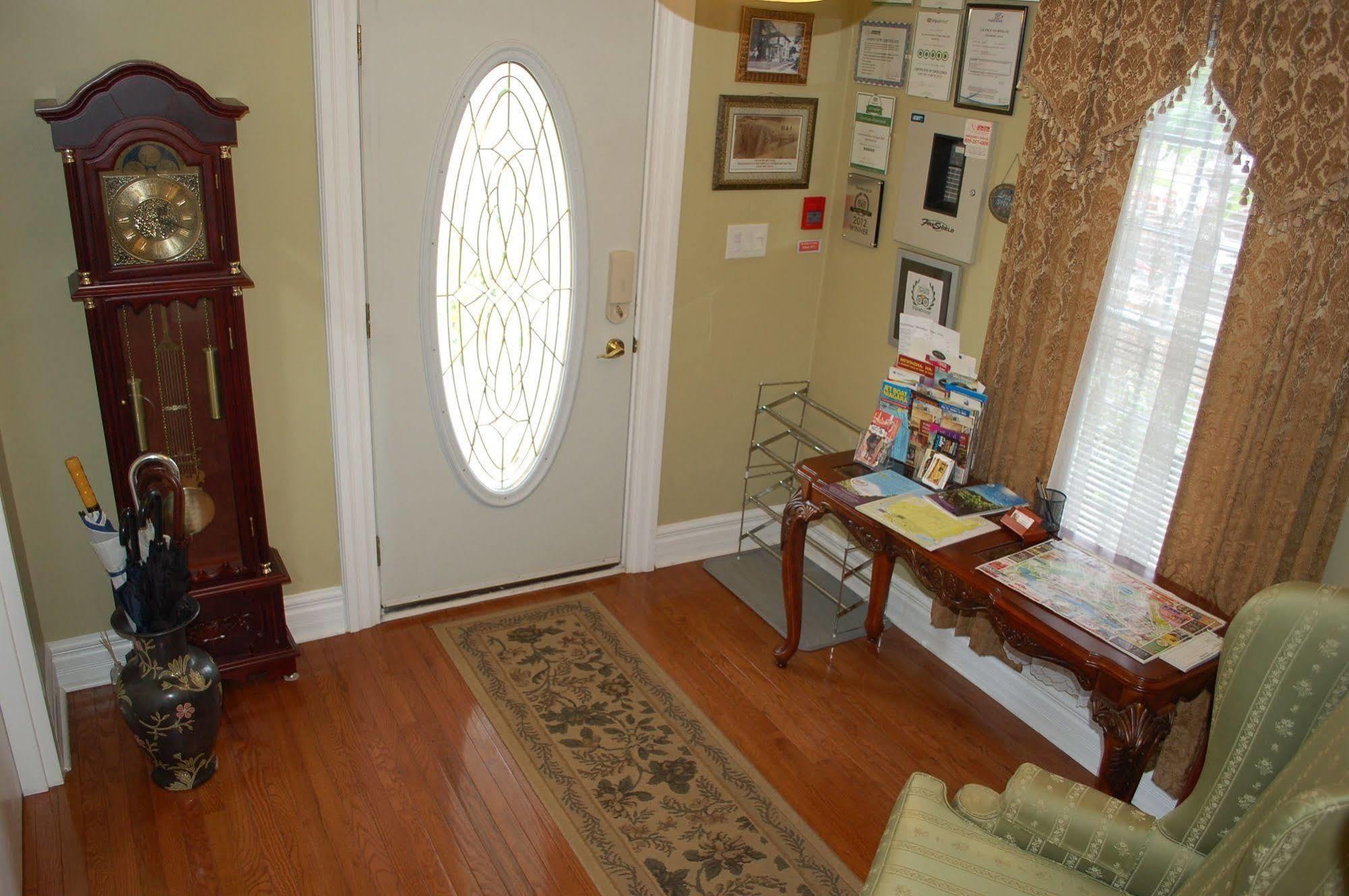 Apartment Accommodations Niagara Bed & Breakfast Niagara Falls