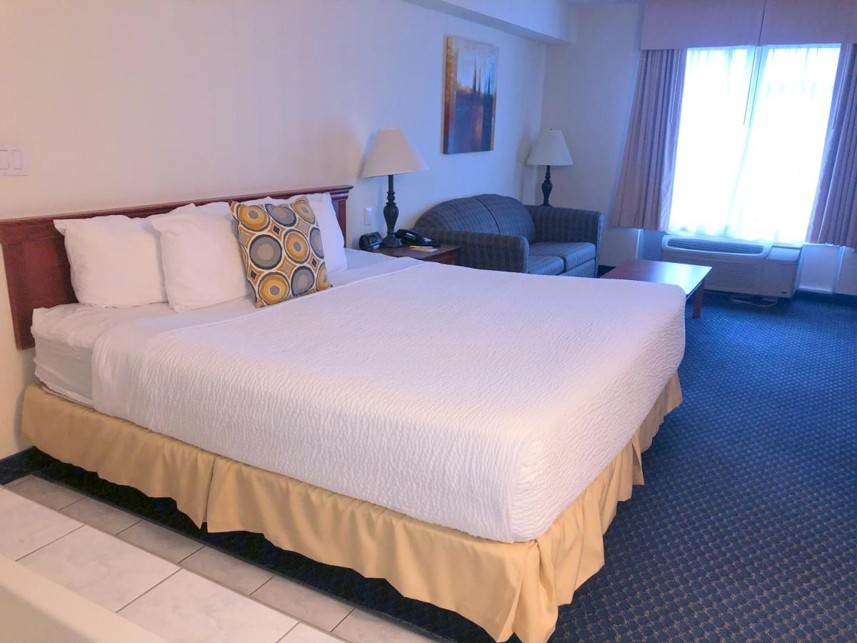 Days By Wyndham Centre St. By The Falls Hotel Niagara Falls