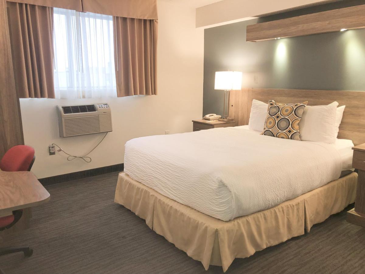 Hotel Days By Wyndham Centre St. By The Falls Niagara Falls
