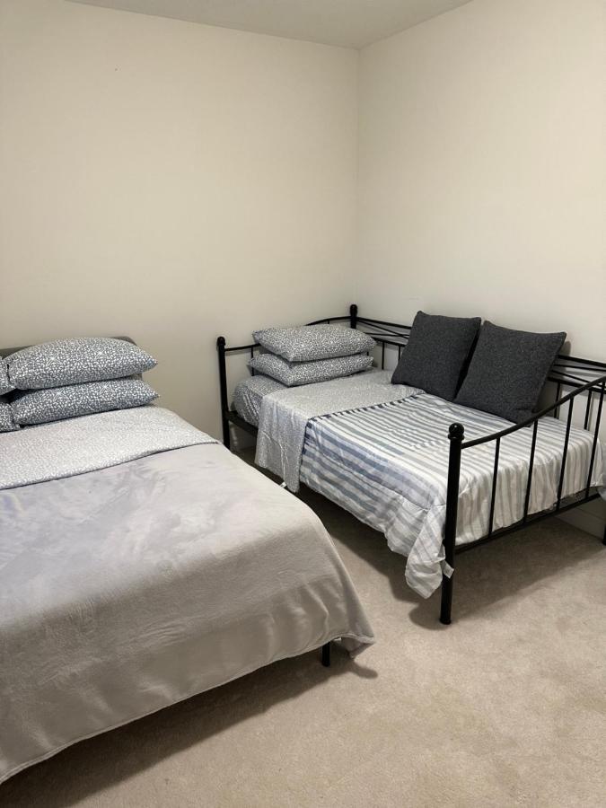 Holiday home 4 Bedrooms New House Sleep 12 Fury Friends Welcome *