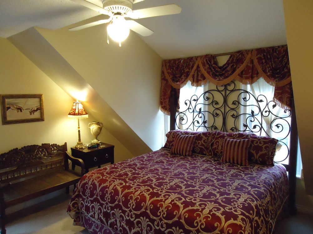 Absolute Elegance 3* Niagara Falls