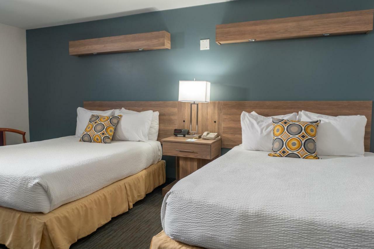 Days By Wyndham Centre St. By The Falls 3* Niagara Falls